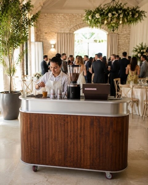 alcove-events-coffee-bar7 Alcôve Coffee Bar pendant un mariage à La Rochelle